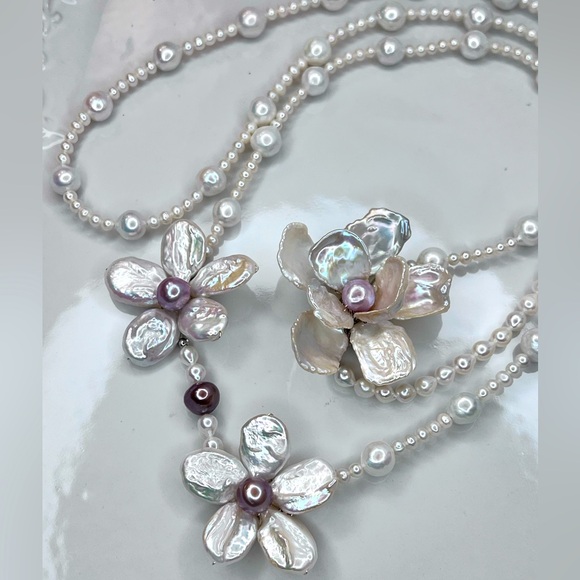 Hand Crafted Jewelry - 🔥🔥 Handmade 42” Freshwater Keshi Coin Edision Pearl 3 Flower 🌺 Long Necklace